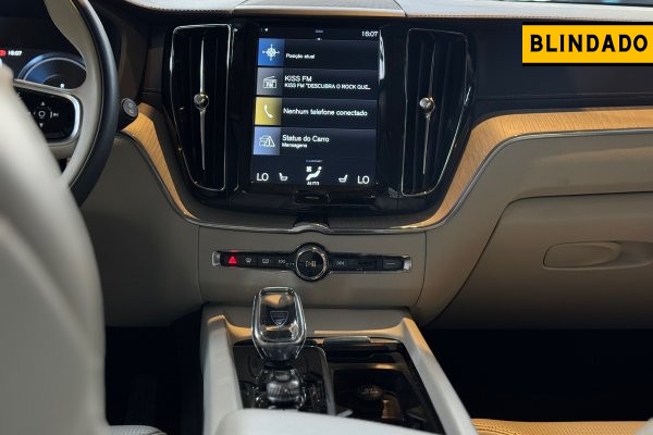 VOLVO XC60 2.0 T8 HYBRID INSCRIPTION AWD GEARTRONIC 2019/2020